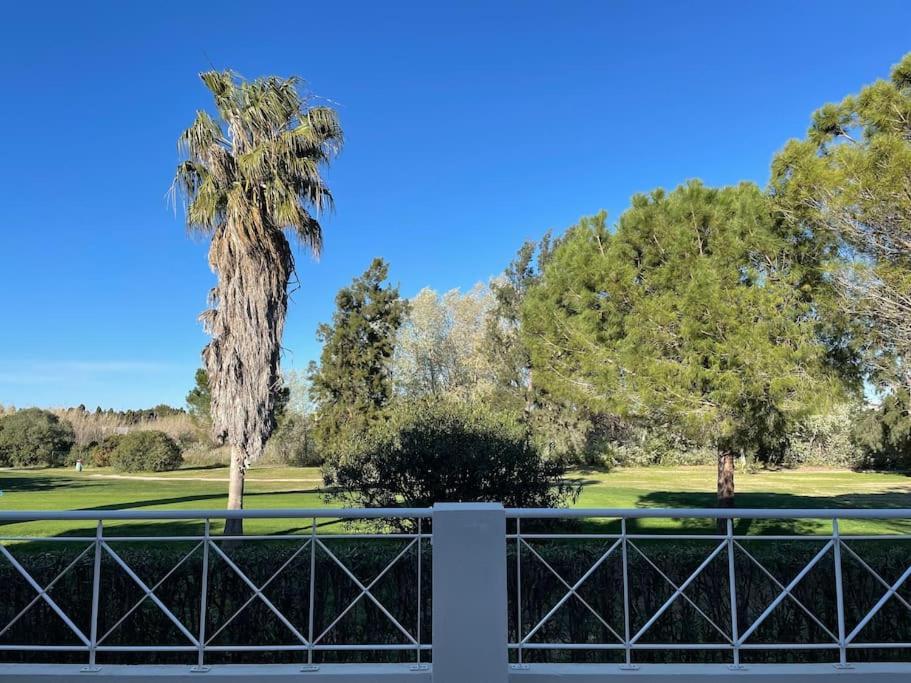 Nova Golf, Met &